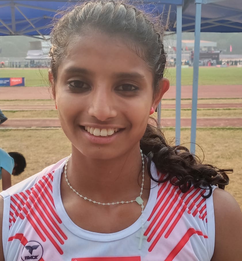 Gold Medal: 32 nd South Zone National Junior Athletics - St Thomas ...